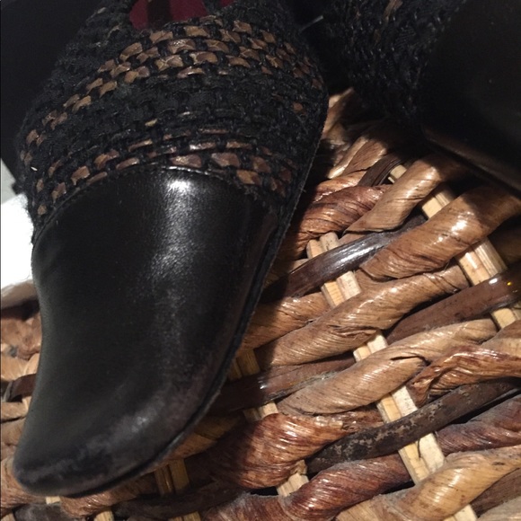 Chanel Slingback Classic Shoes - Picture 3 of 8